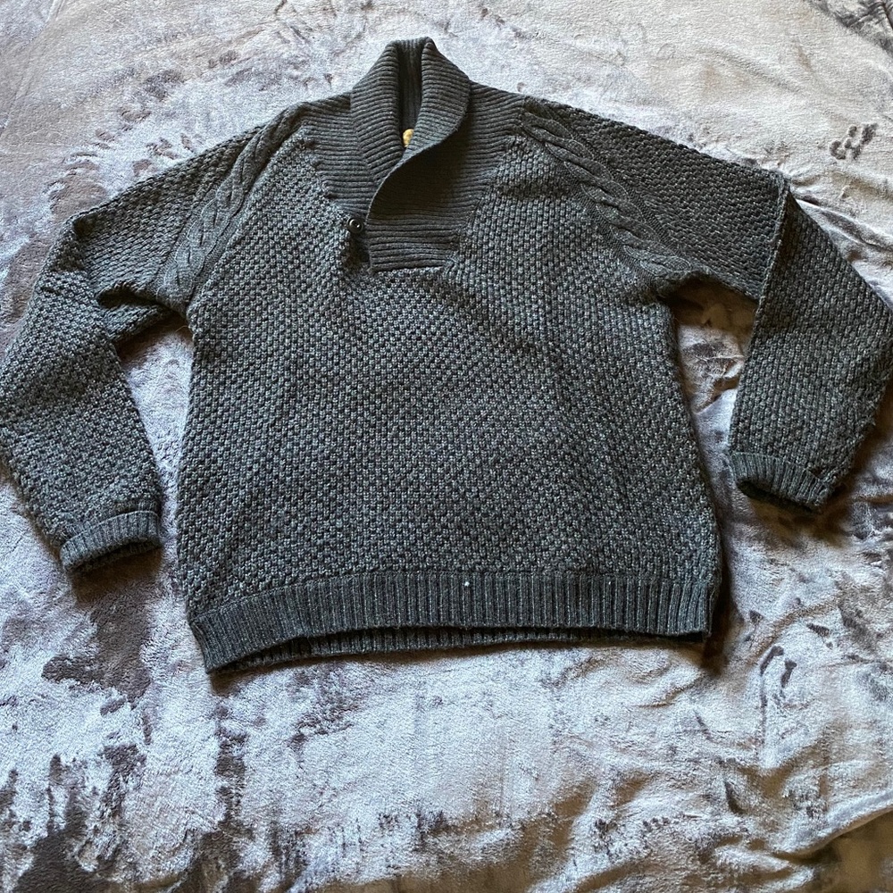 Men’s charcoal Trevero wool sweater, Size L